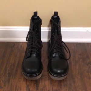 💕 Valentines sale! Combat boots
